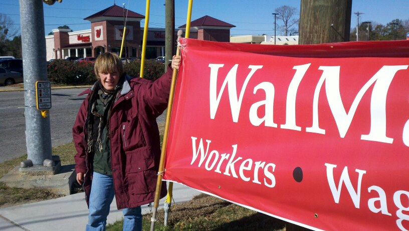 Walmart_red_banner_at_protest
