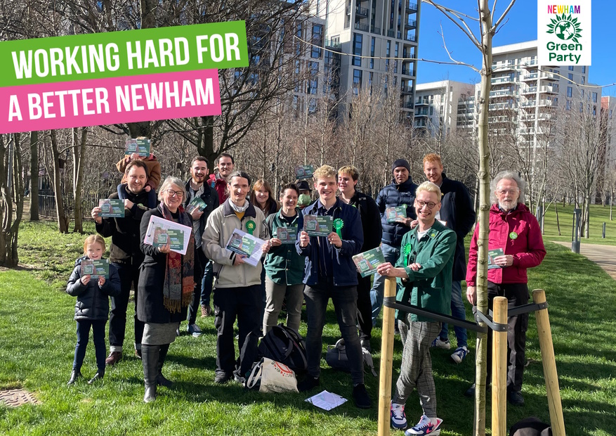 A group of volunteers from and supporting Newham Green Party on a previous action day...