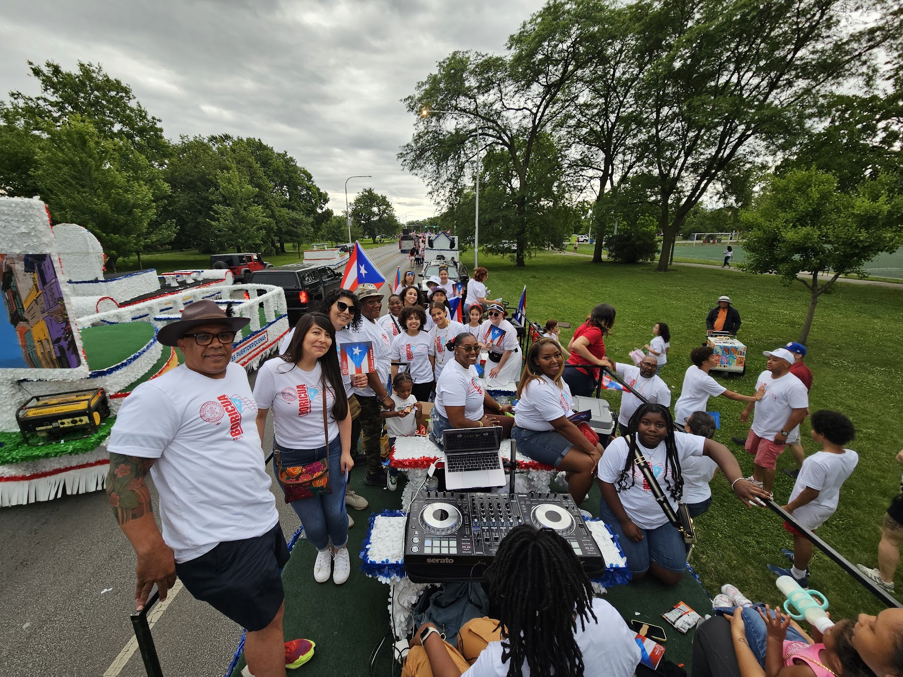 Photo of CTU members at last year's Puerto Rican People's Parade