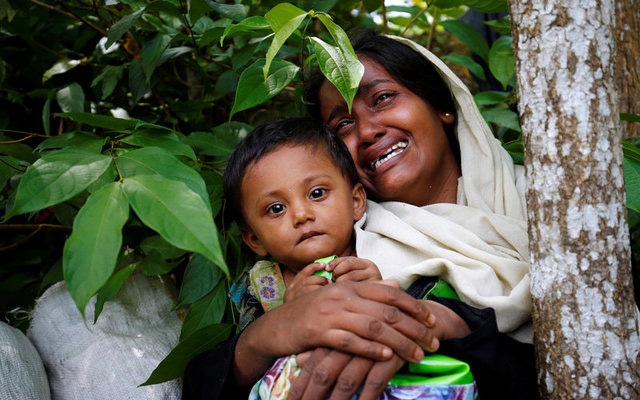 Rohingya_refugee_woman_and_child_bangladesh_-_reuters