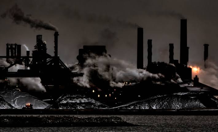 Coal plant at night