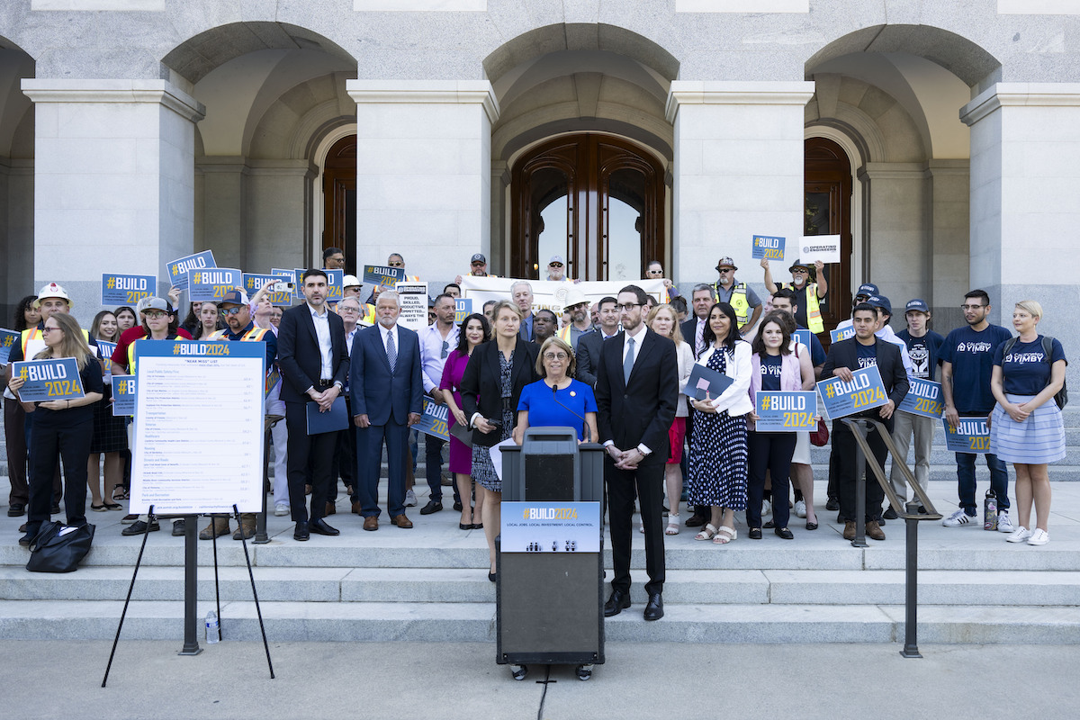 Aca 1 Support ACA 1: Fund affordable housing!