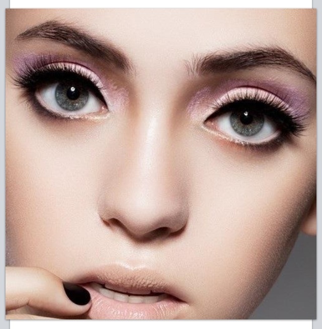 eyelinerforroundeyes