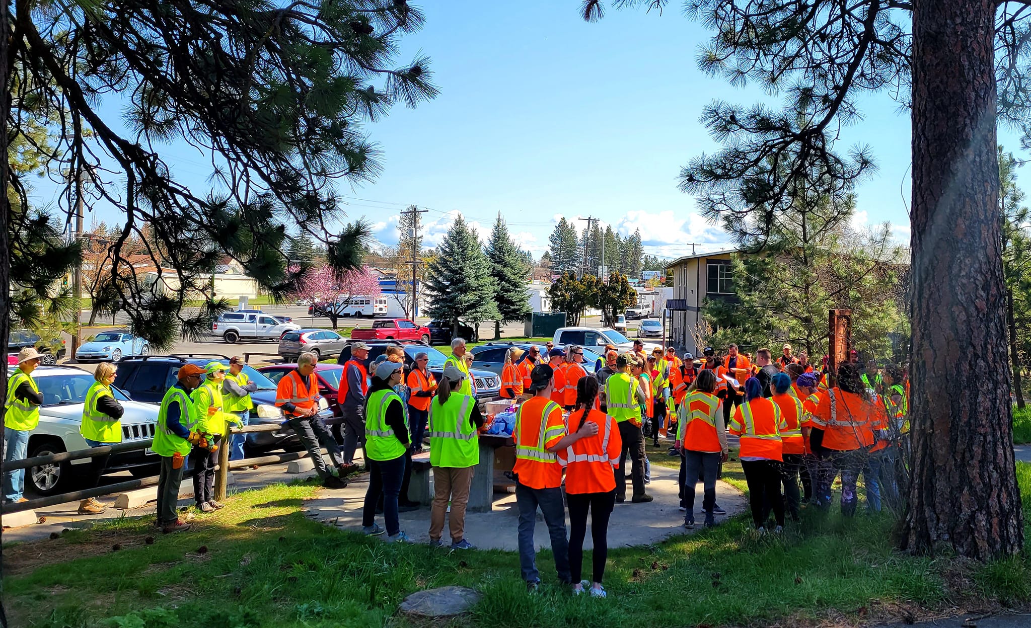 Volunteers gathering for the Trash Tag Challenge in 2022 Volunteers gathering for the Trash Tag Challenge in 2022