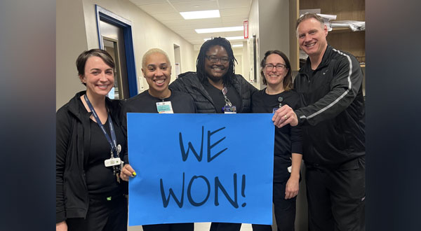 Nurses vote union