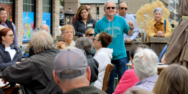 Jeff Whittle addresses a community meeting. | Photo by Megan Dombrowski 