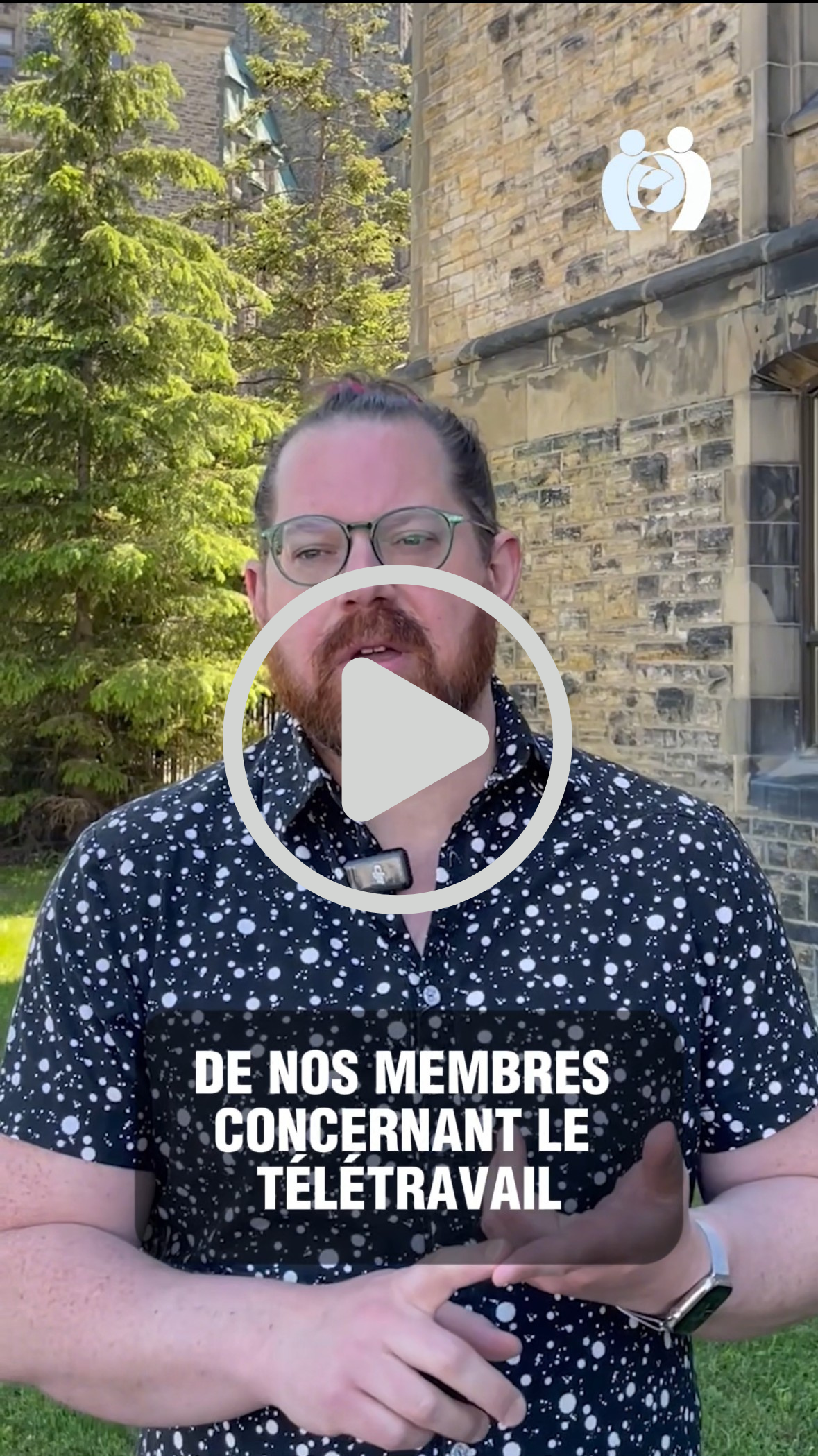 Capture d’écran d’un membre de l’ACEP parlant des coupes dans les programmes.