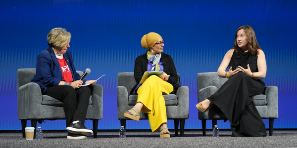 AFT President Randi Weingarten and panelists discuss how to facilitate productive conversations across cultural divides onstage at the AFT’s convention. AFT President Randi Weingarten and panelists discuss how to facilitate productive conversations across cultural divides onstage at the AFT’s convention.